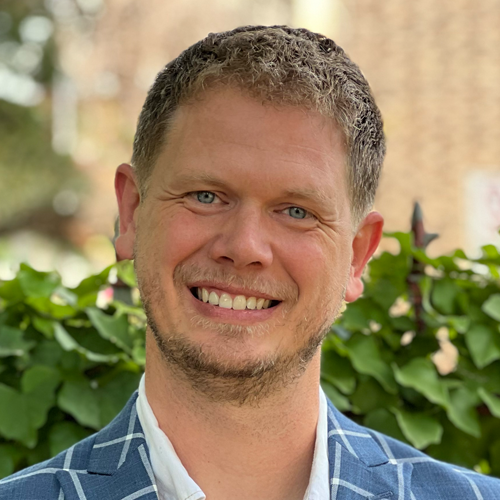 Michael Bruns Headshot